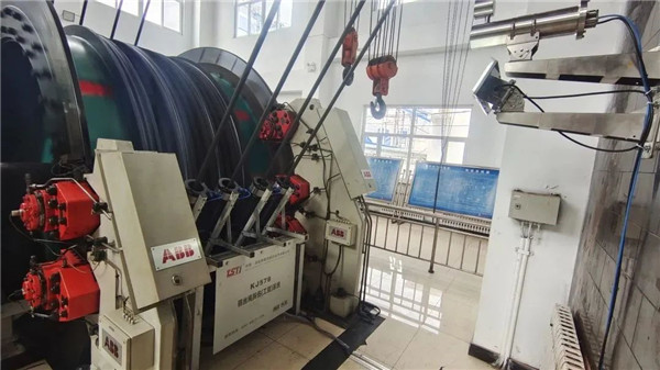 猫咪网站在线成人免费看探伤